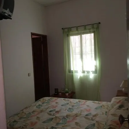 Estrela De Bed & Breakfast *