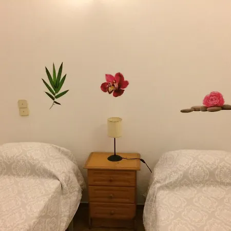 Estrela De Bed & Breakfast *